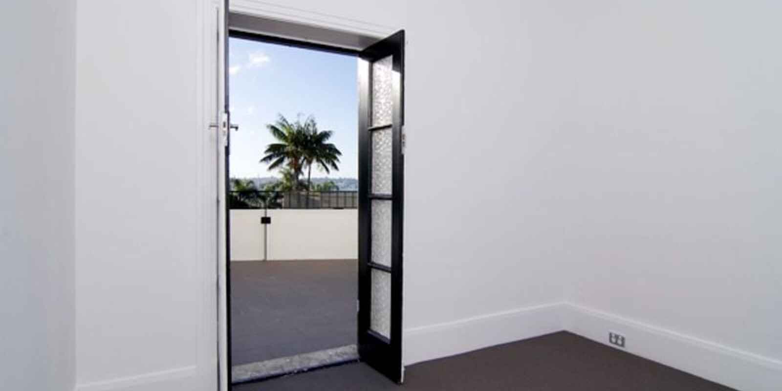 1/4 Loftus Road Darling Point