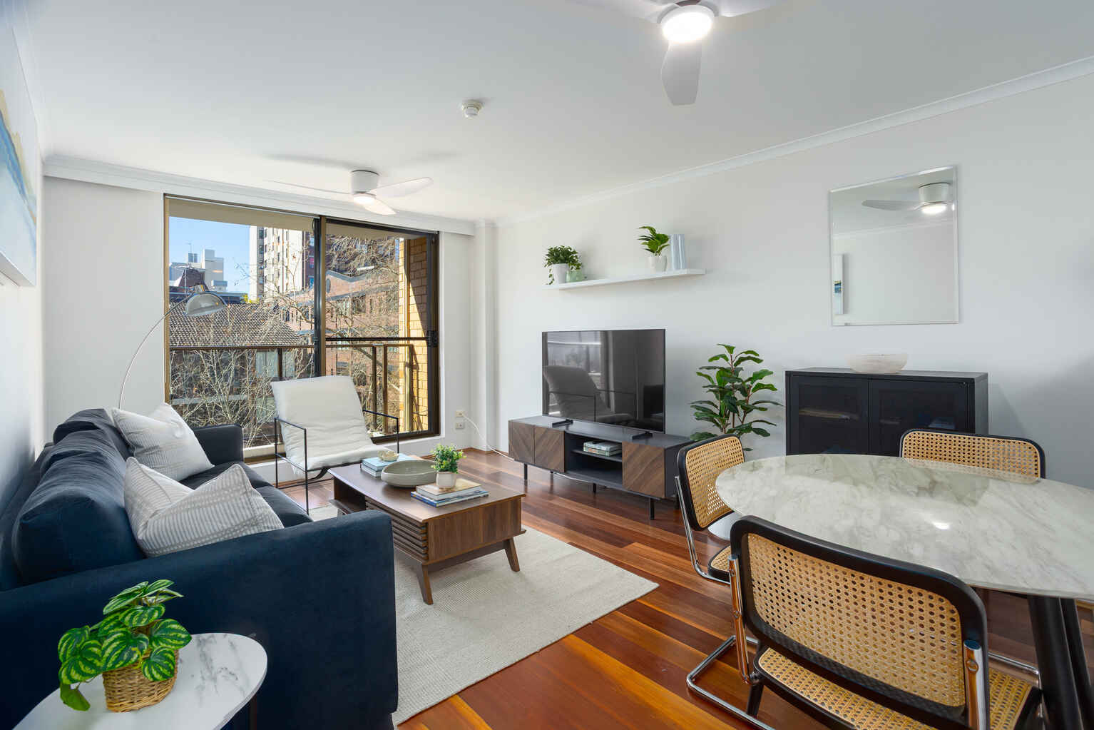 407/2  Springfield Avenue Potts Point