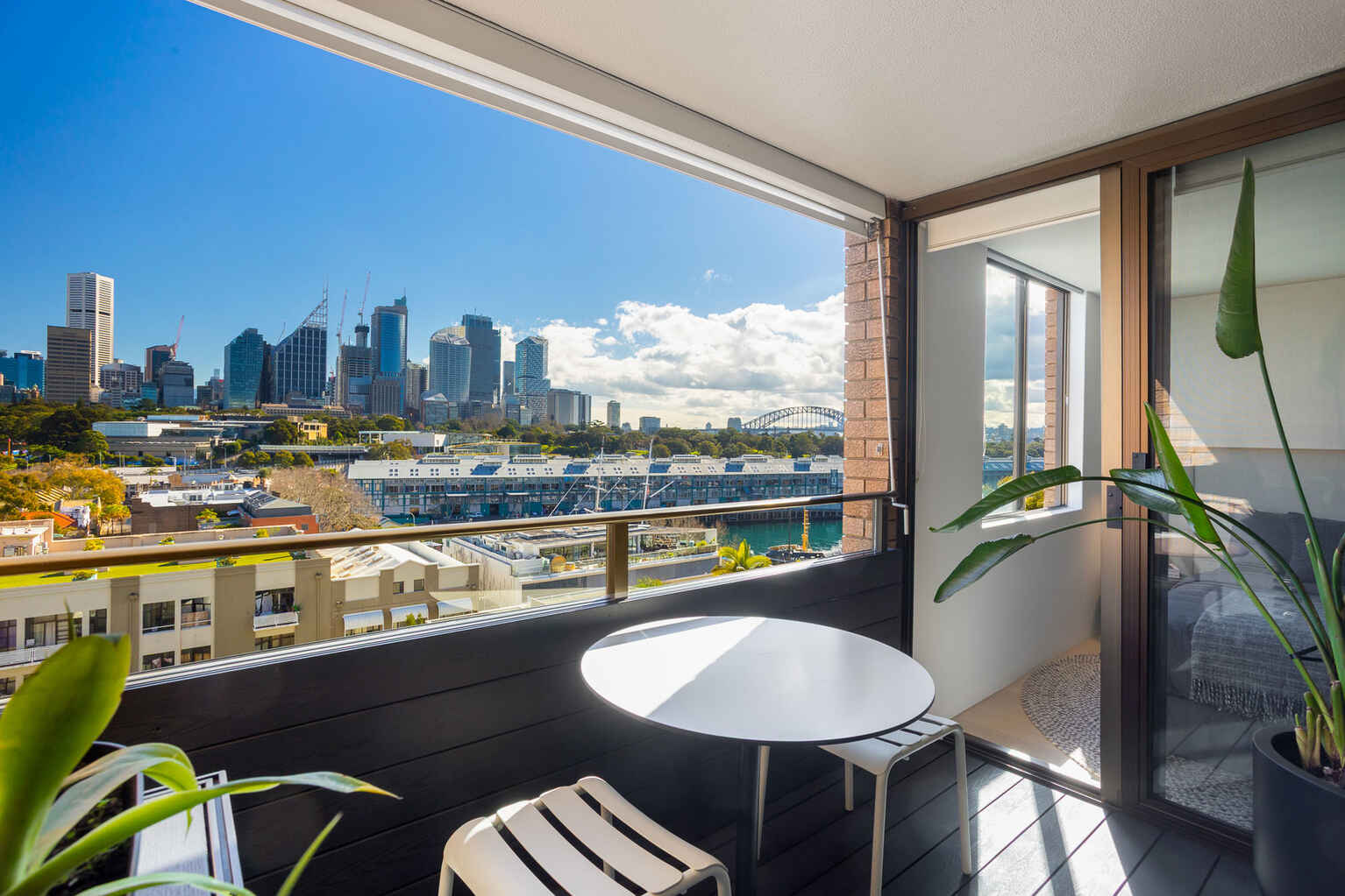 1016/73 Victoria Street Potts Point