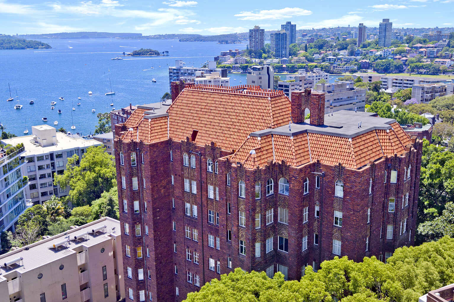 43/8 Birtley Place Elizabeth Bay