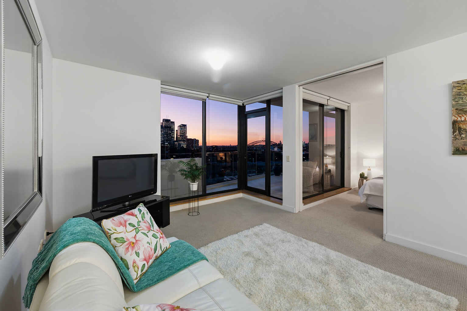 703/1a Tusculum Street Potts Point