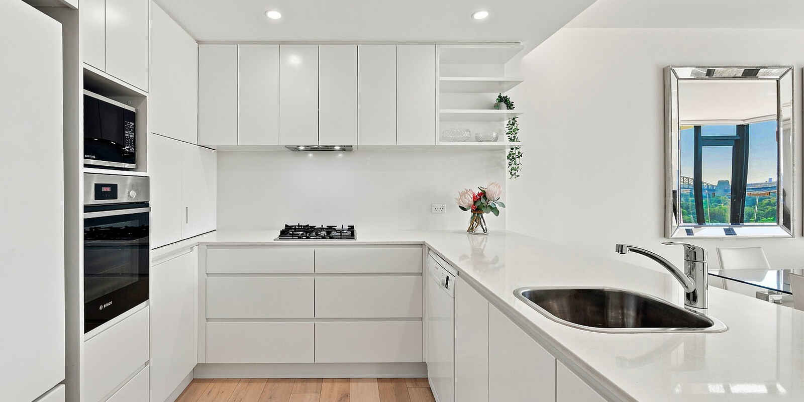 703/1a Tusculum Street Potts Point