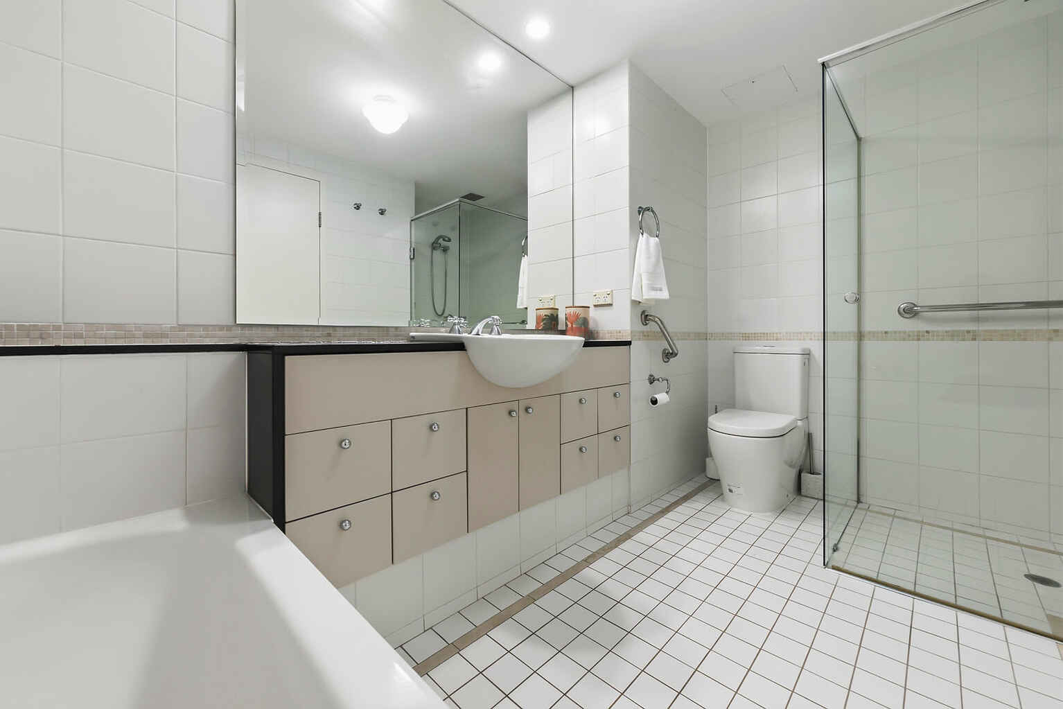 703/1a Tusculum Street Potts Point