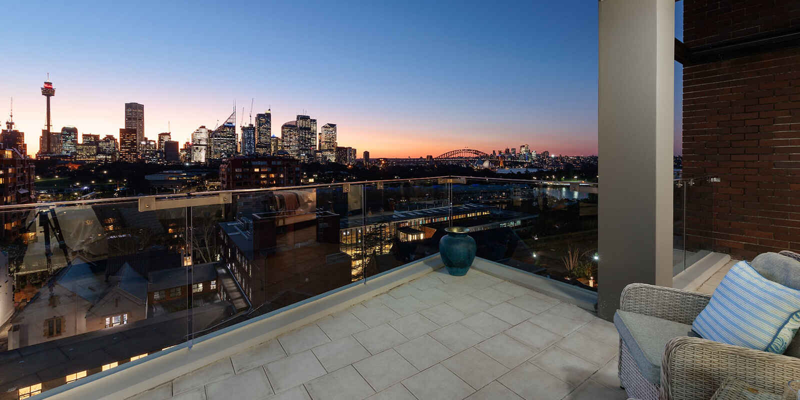 703/1a Tusculum Street Potts Point