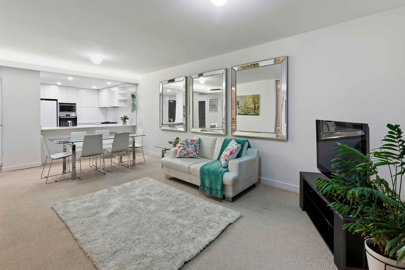 703/1a Tusculum Street Potts Point