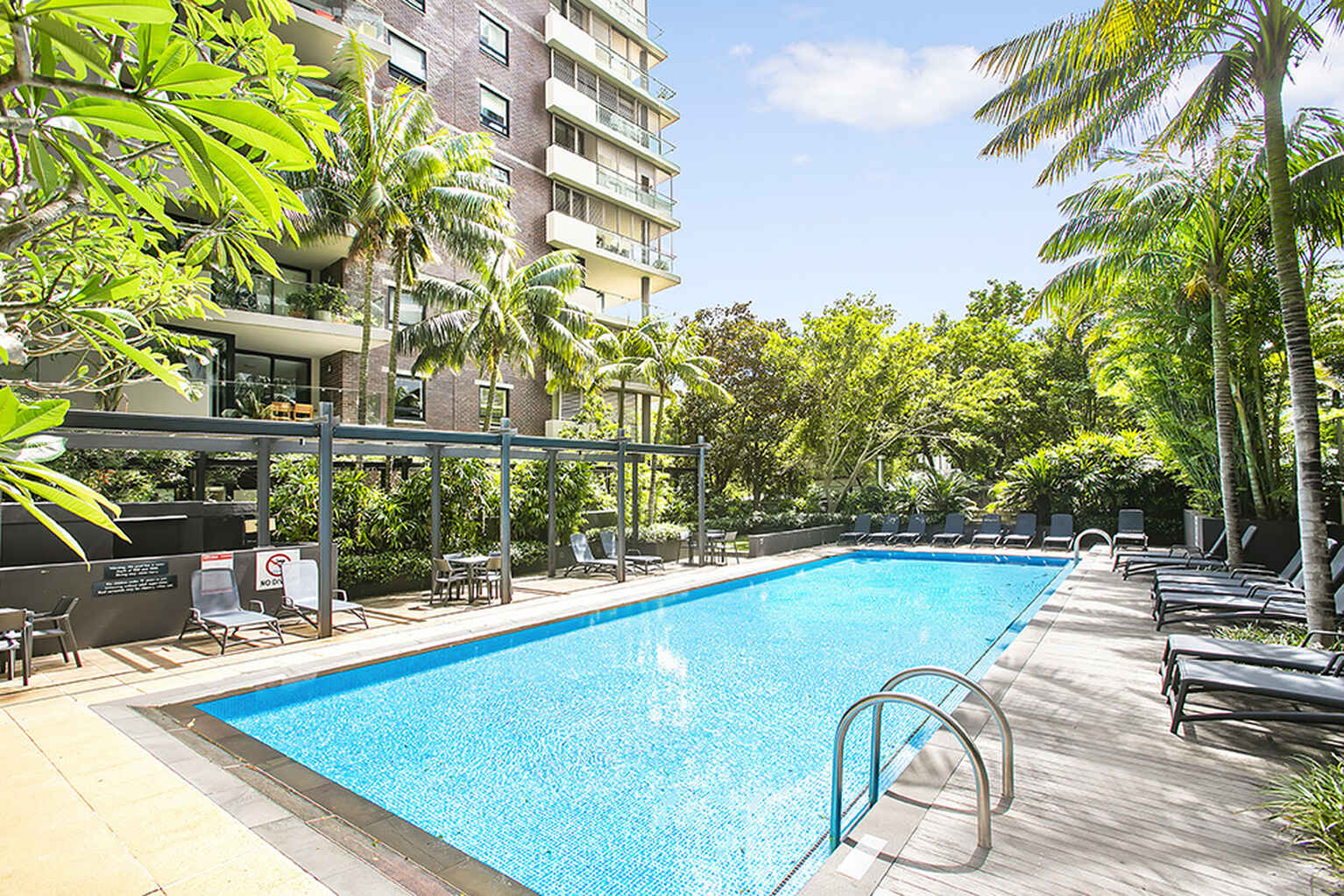 703/1a Tusculum Street Potts Point