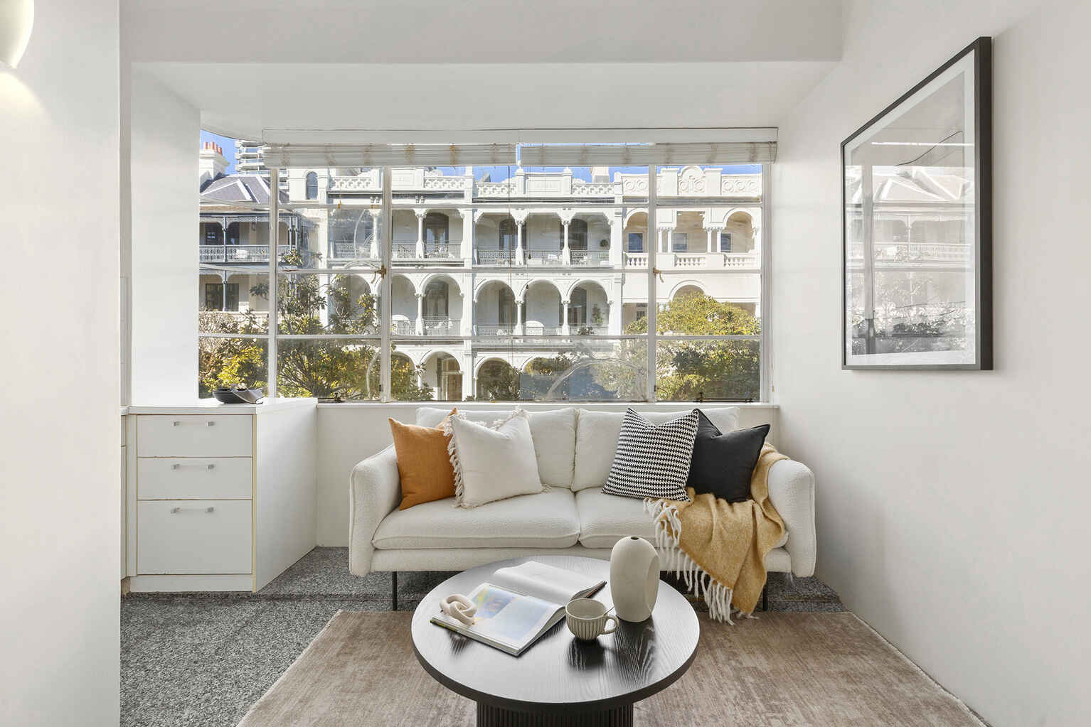 13/10 Challis Avenue Potts Point