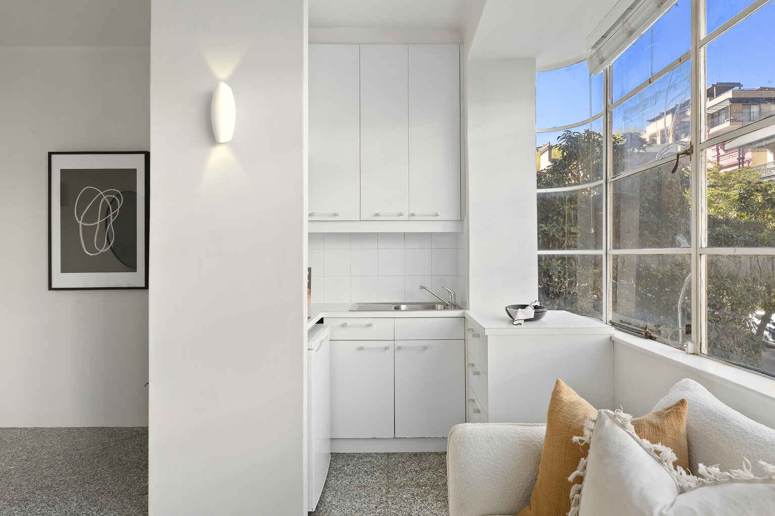 13/10 Challis Avenue Potts Point