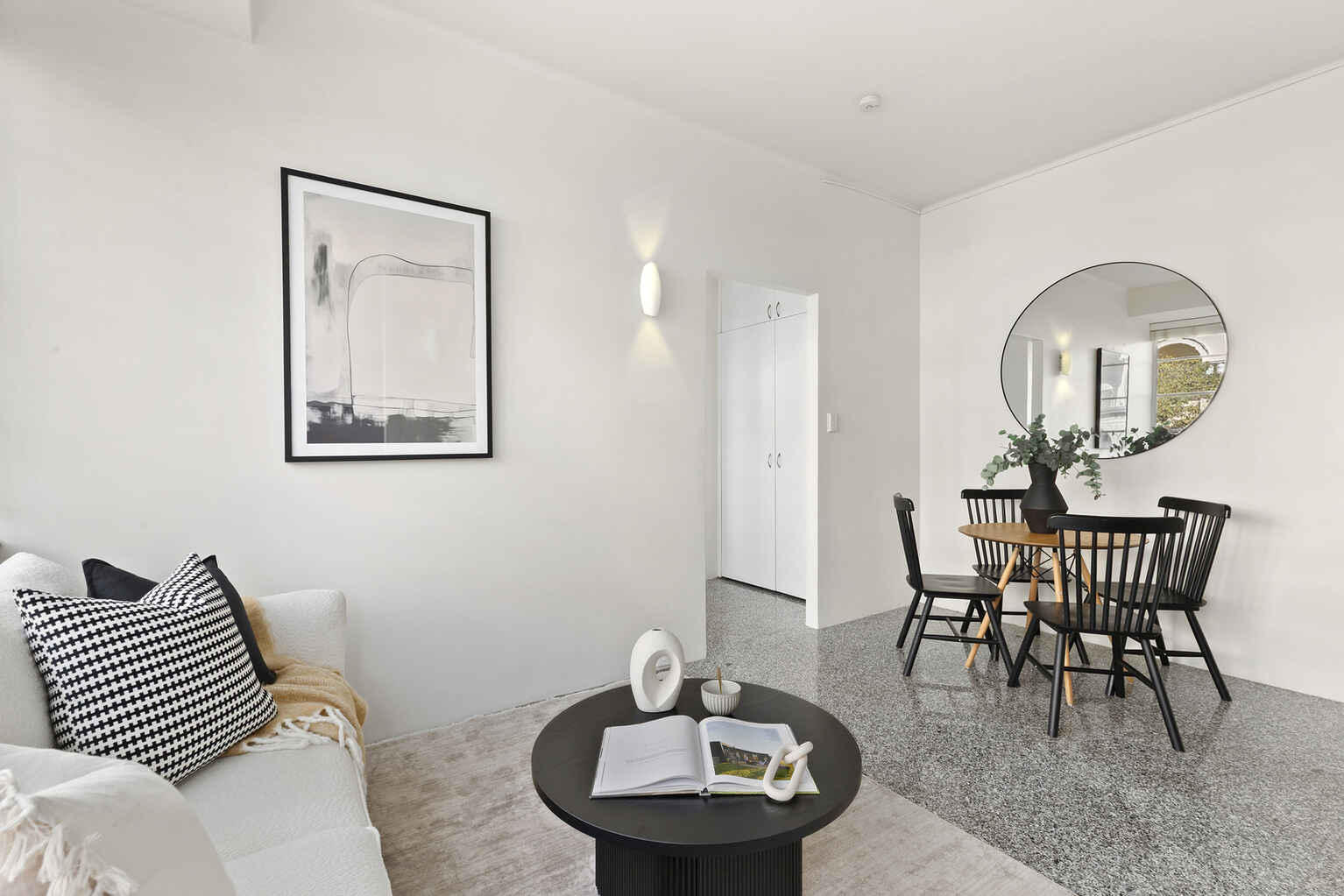 13/10 Challis Avenue Potts Point