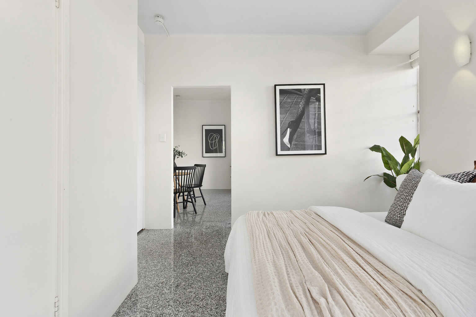 13/10 Challis Avenue Potts Point