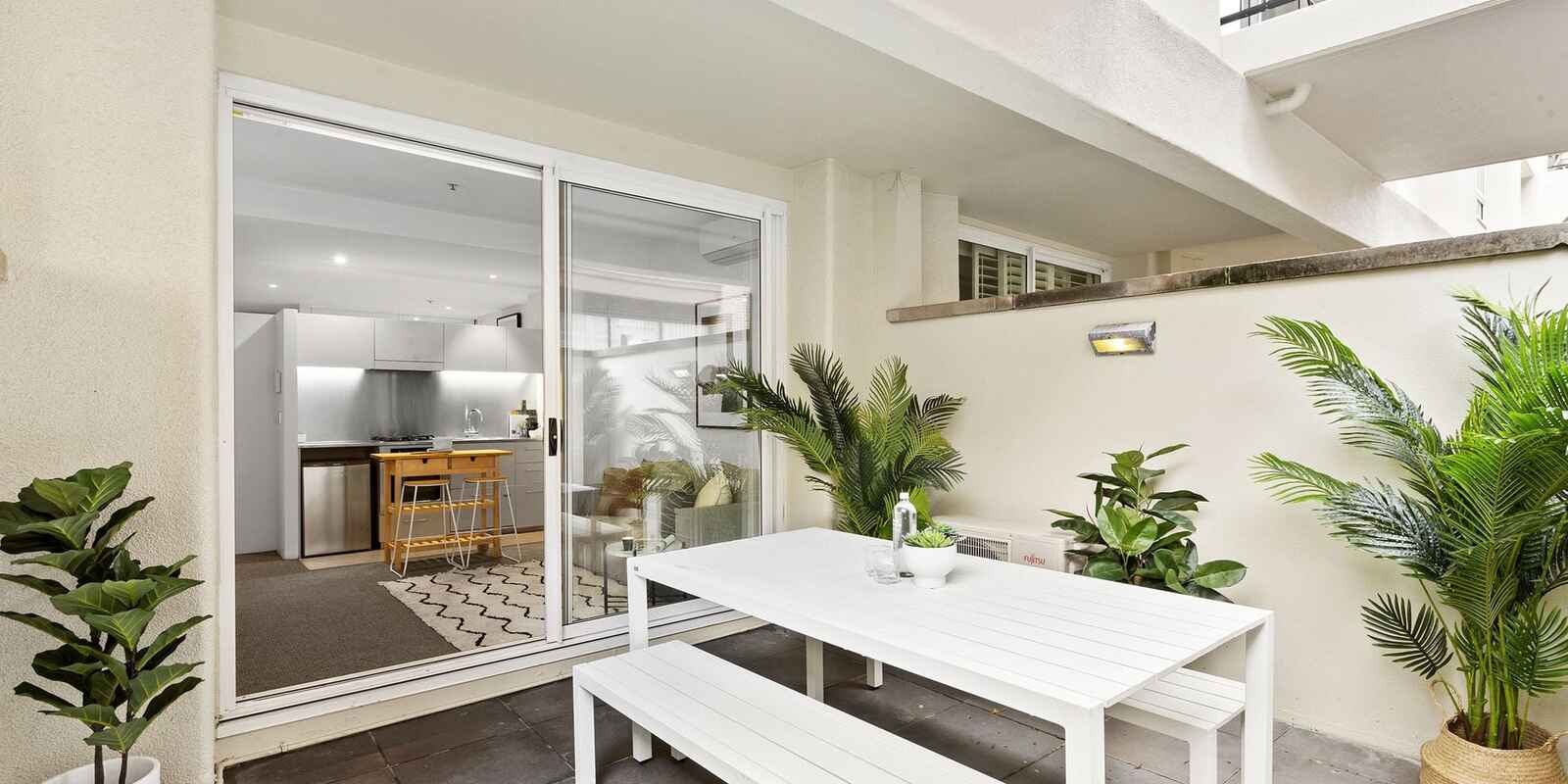 G10/2A Elizabeth Bay Road Potts Point