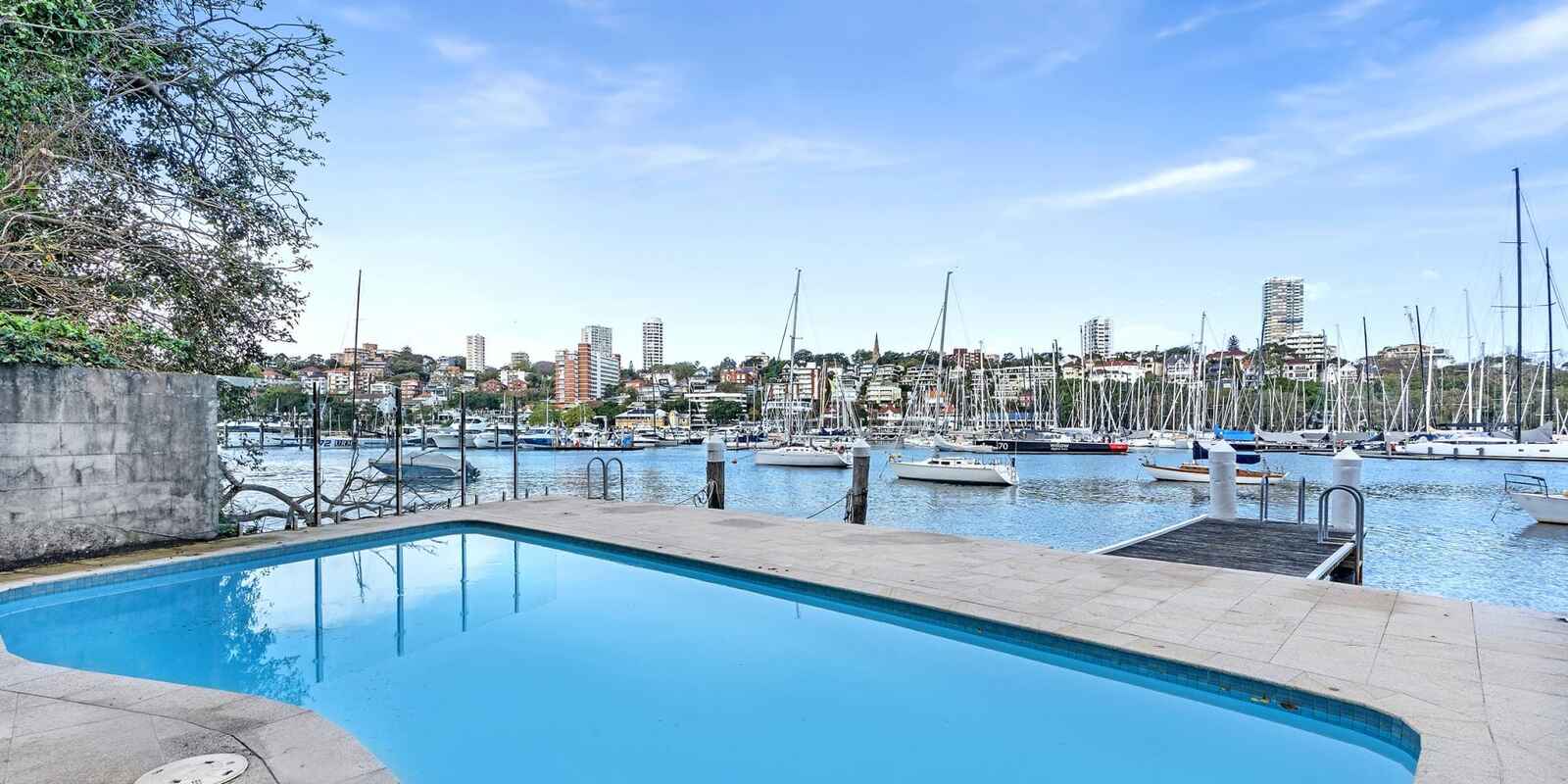 1/2 Elizabeth Bay Crescent Elizabeth Bay