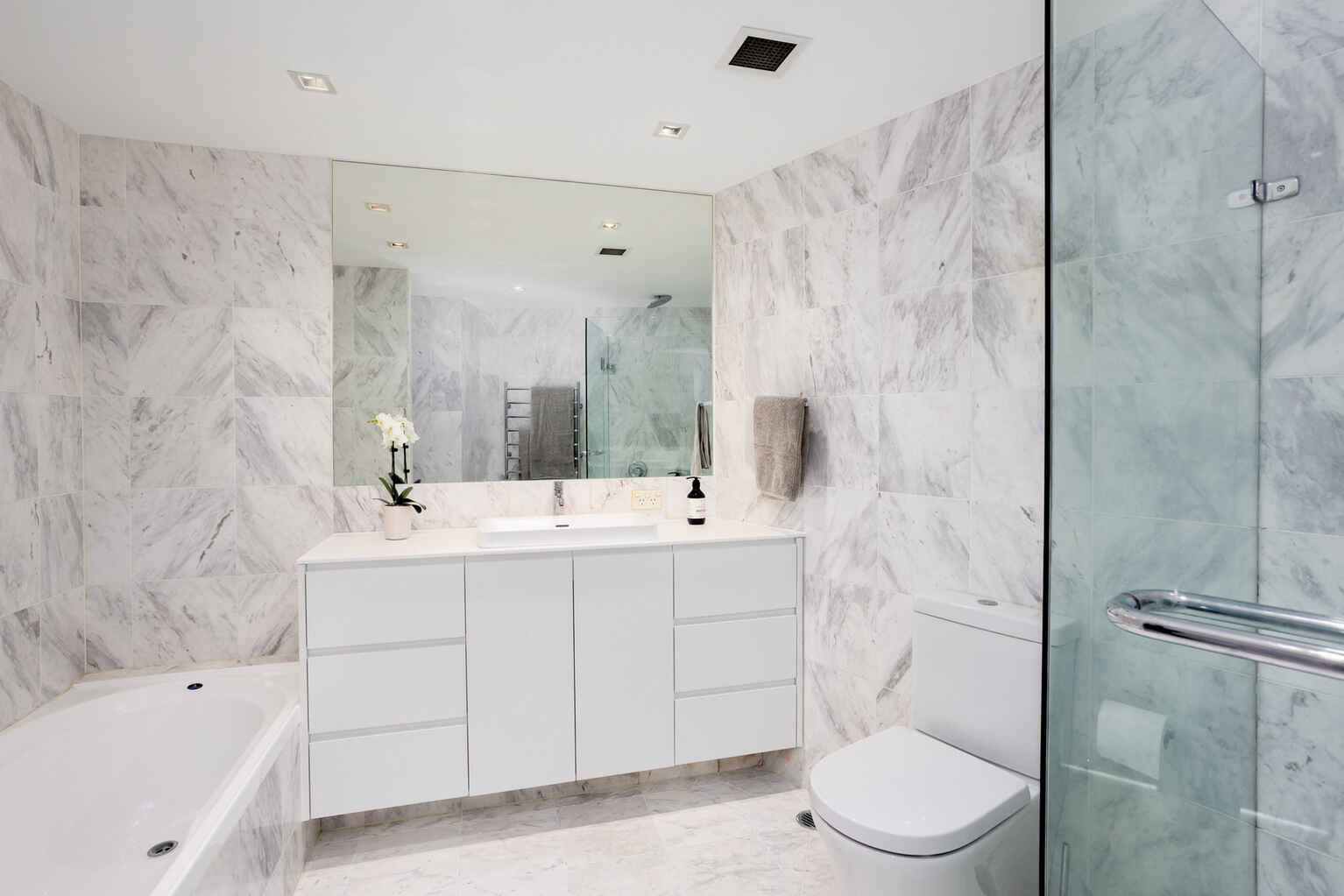 36/8 Greenknowe Avenue Elizabeth Bay 36/8 Greenknowe Avenue Elizabeth Bay