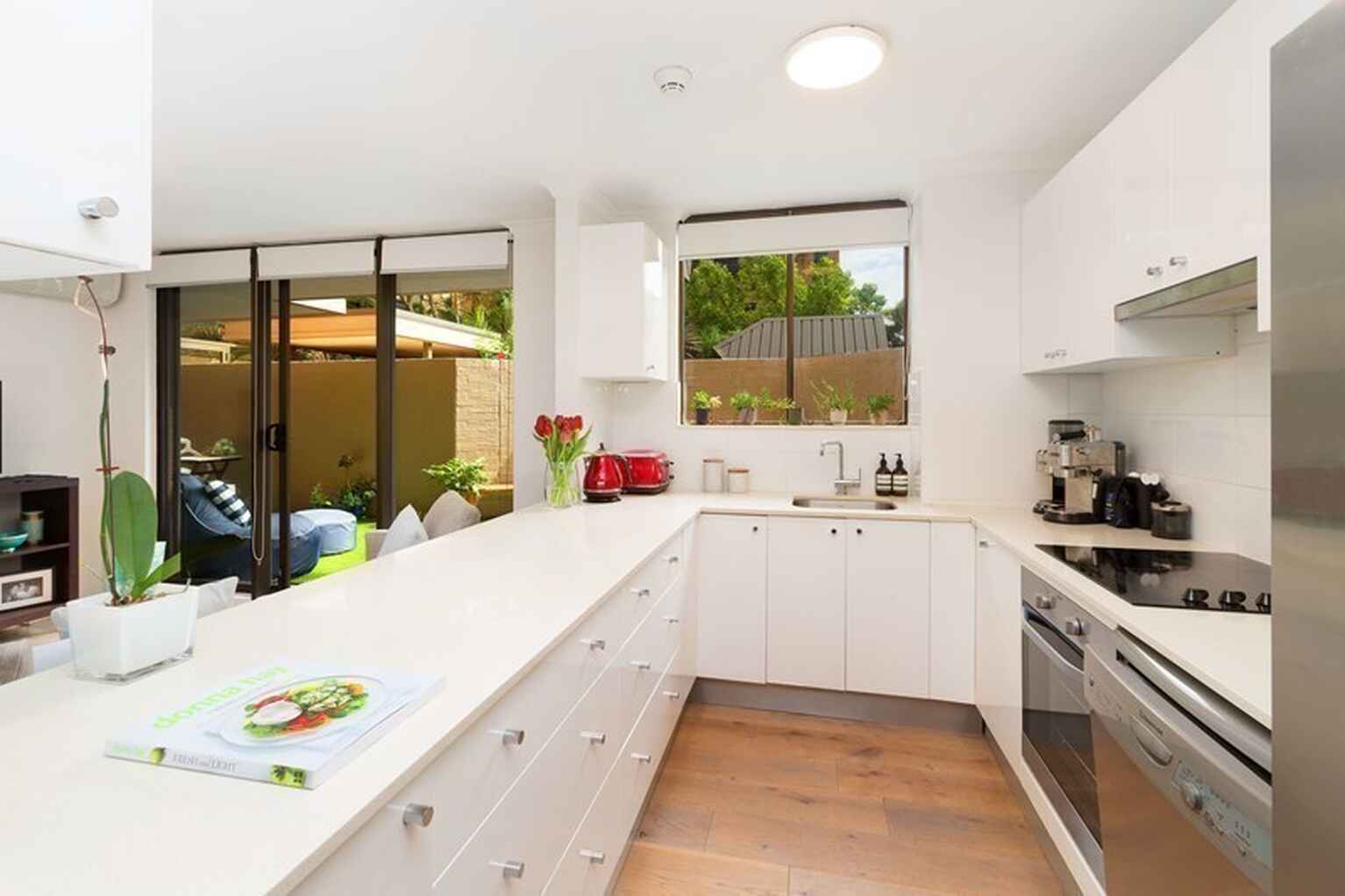 1005/73 Victoria Street Potts Point