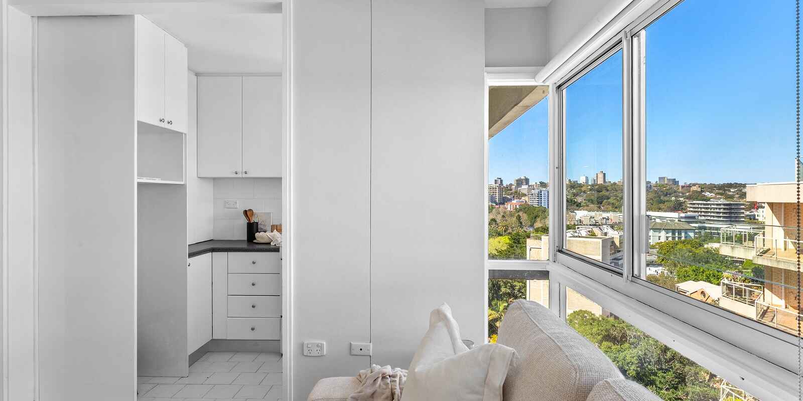 65/51-59 Roslyn Gardens Elizabeth Bay