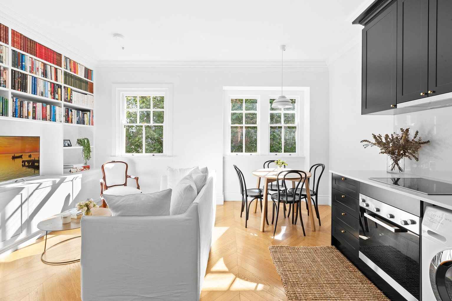 10/12 Tusculum Street Potts Point