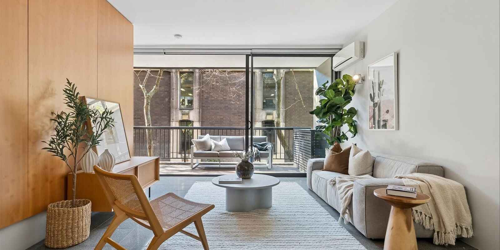 2/1 Adelaide Street Surry Hills